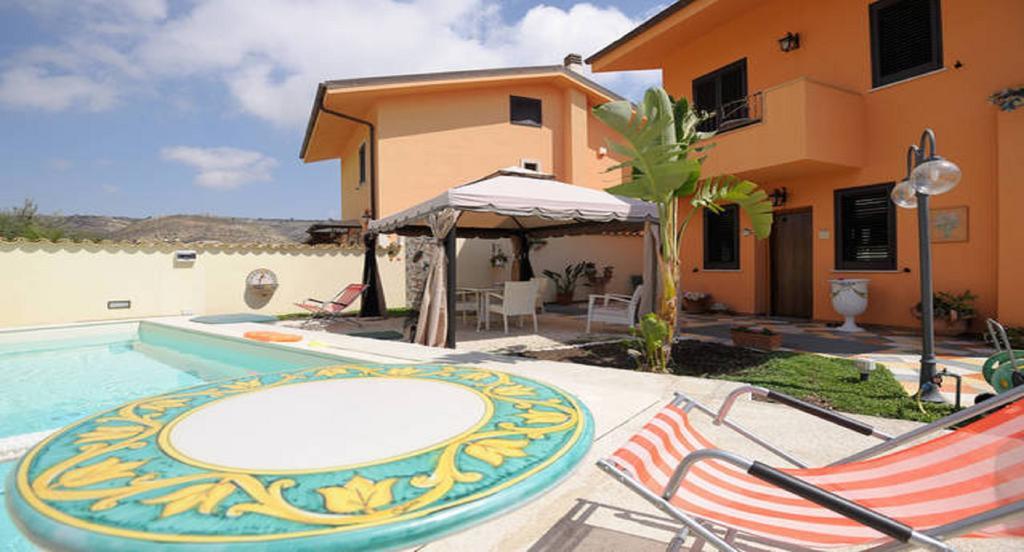Casa Montalbano Apartment Porto Empedocle Bilik gambar