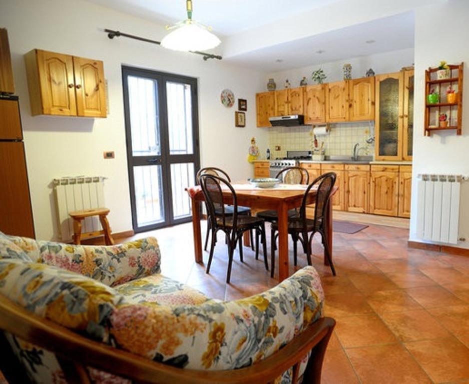 Casa Montalbano Apartment Porto Empedocle Bilik gambar